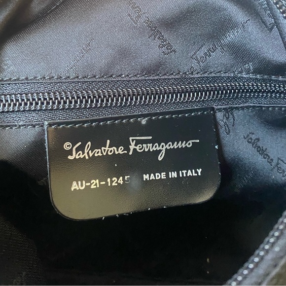 Salvatore Ferragamo Black Leather Trim Nylon Shoulder Bag Y2K Style Hobo Purse - Picture 11 of 16